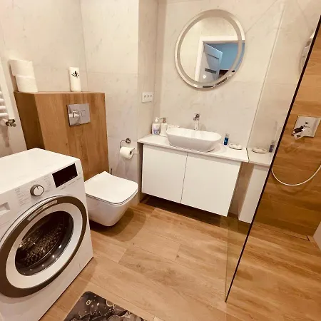 Ktw Park Slaski Bytkowska 103a Lägenhet *